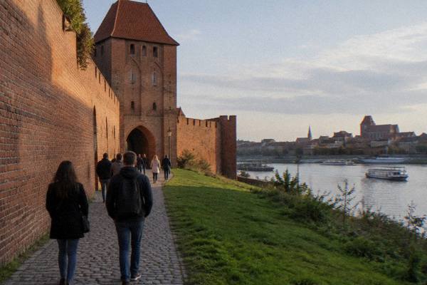 A guided walking tour of the medieval Old Town in Toruń